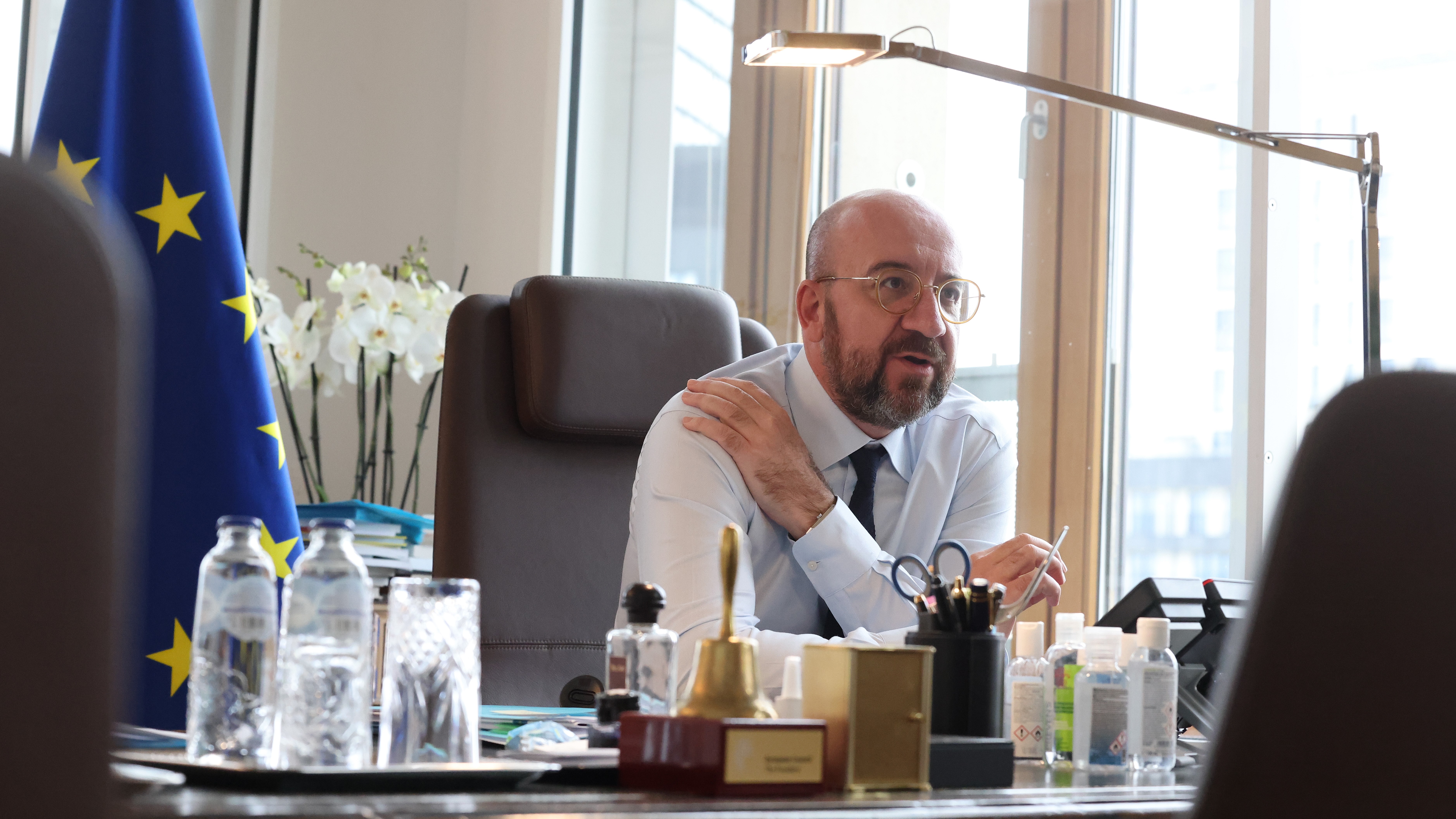 President Michel on a phone call with President Zelenskyy